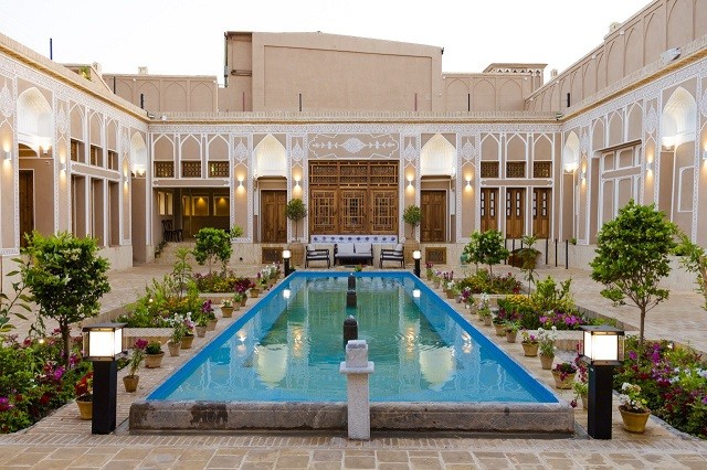 إطلالة على البيت التقليدي كتروا فندق بوتيك 