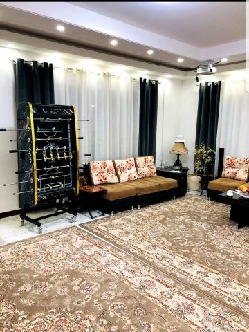 استخردار آبگرم باغ مهتاب