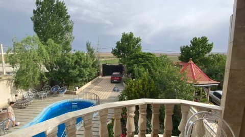 استخردار آبگرم بهشت  پلاس با ایرهاکی و فوتبالدستی - چشم انداز