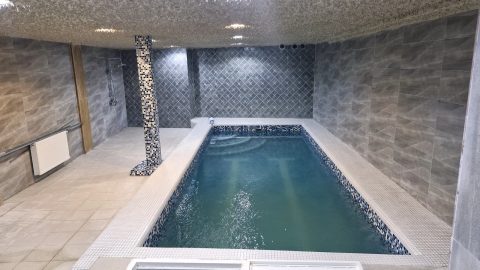 استخردار آبگرم آرام