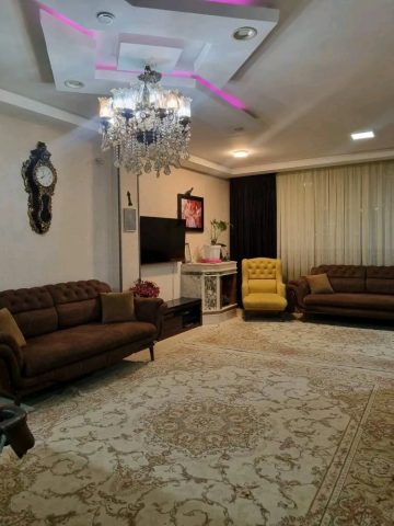 استخردار آبگرم یاس