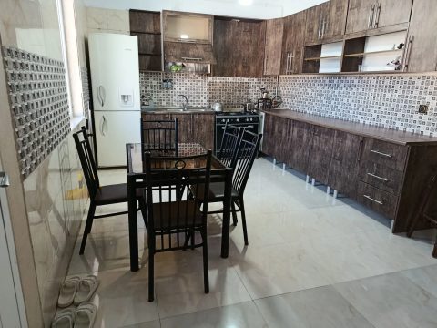 استخردار آبگرم آیهان با جکوزی