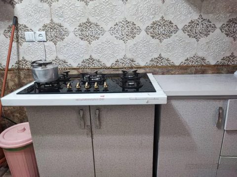 استخردار آبگرم زرین با جکوزی