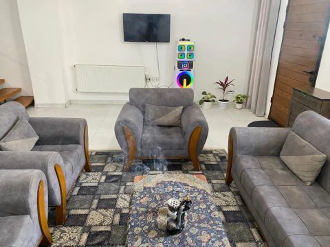 استخردار آبگرم نریمانی با بیلیارد و فوتبالدستی