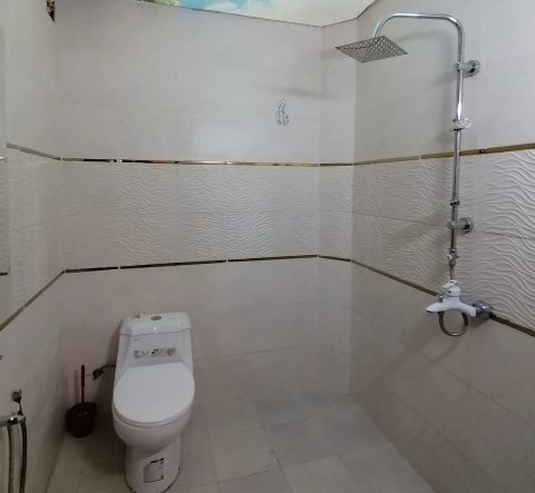 استخردار آبگرم باصفا با فوتبال دستی