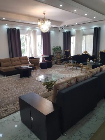 استخردار آبگرم باغ مهتاب