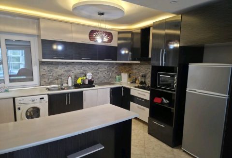 استخردار آبگرم گلشن