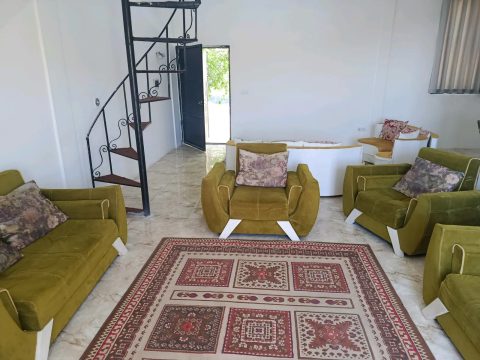 مبله پدر (3) - پذیرایی